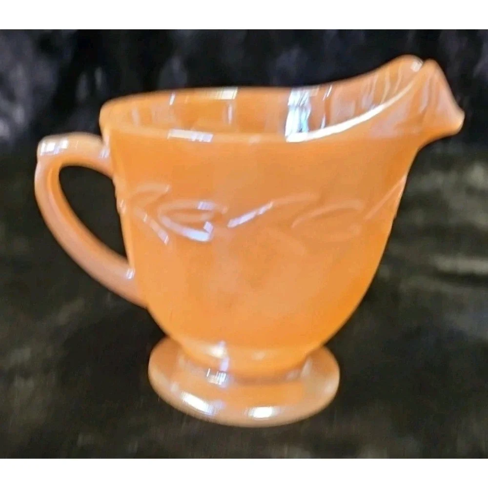 Peach‎ Luster finish Sugar and creamer Oven Fire-King